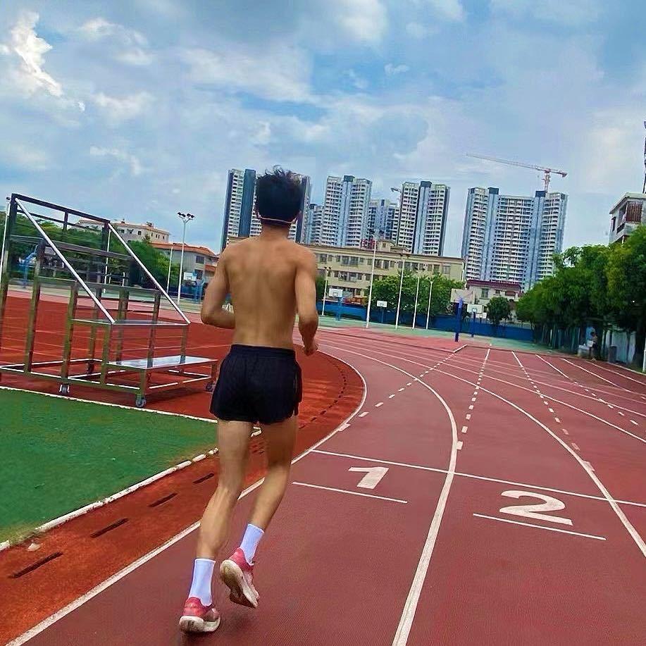 🍭唐博文
