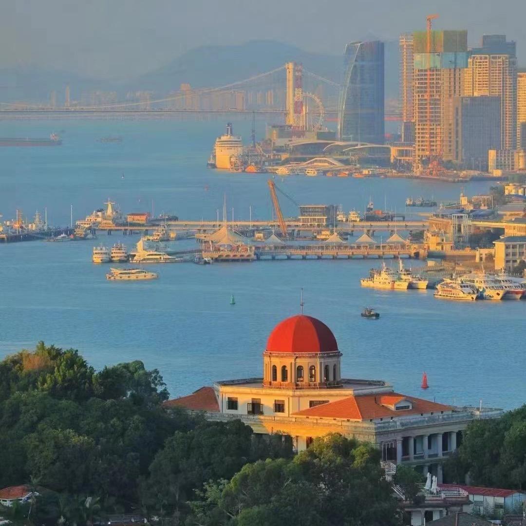 厦门鼓浪屿小余日月行旅游