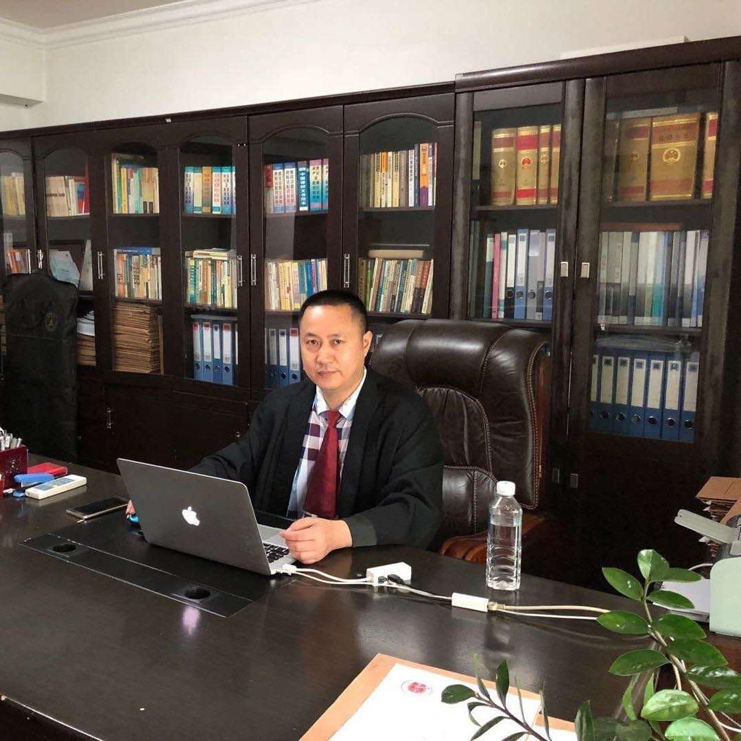 深圳律师黄琛