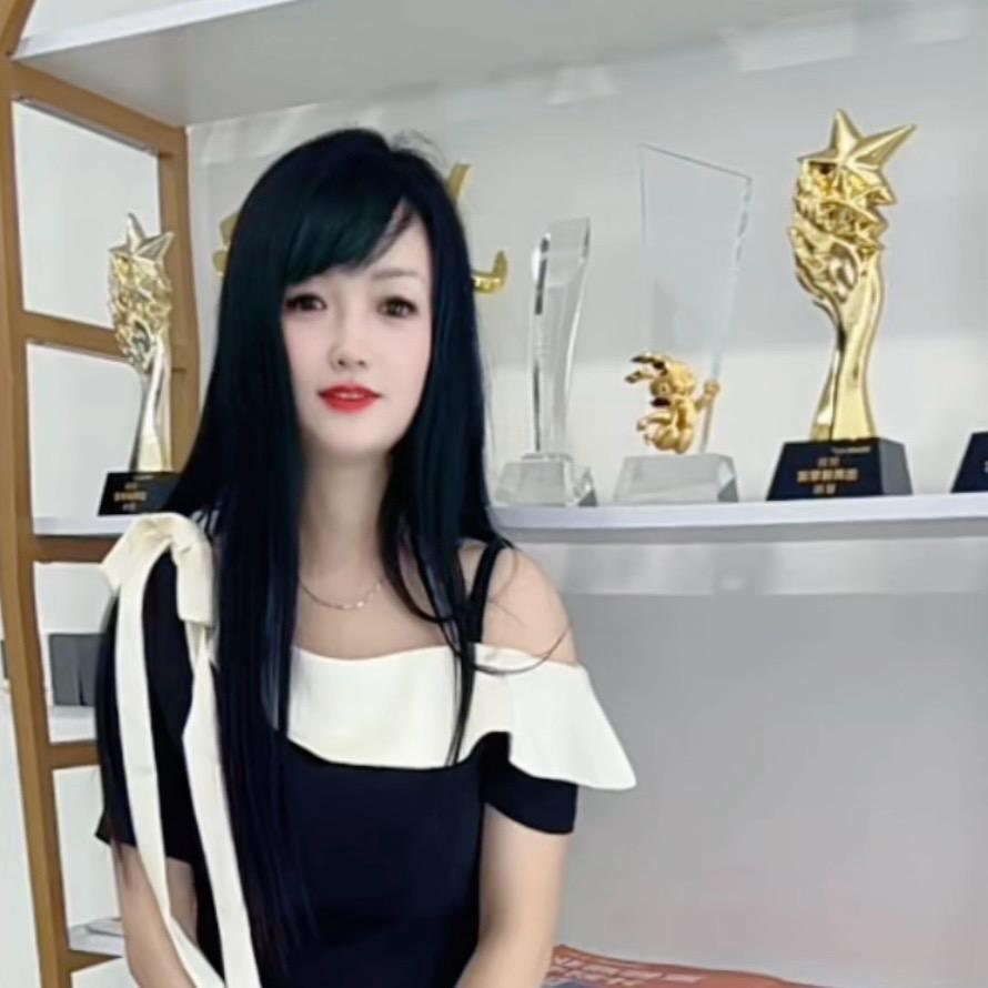 雪儿在乐山创业