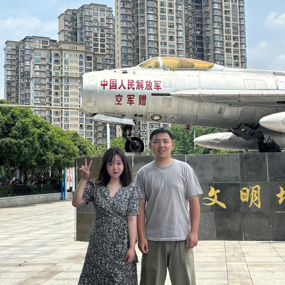 90后平江兄妹的开店日记