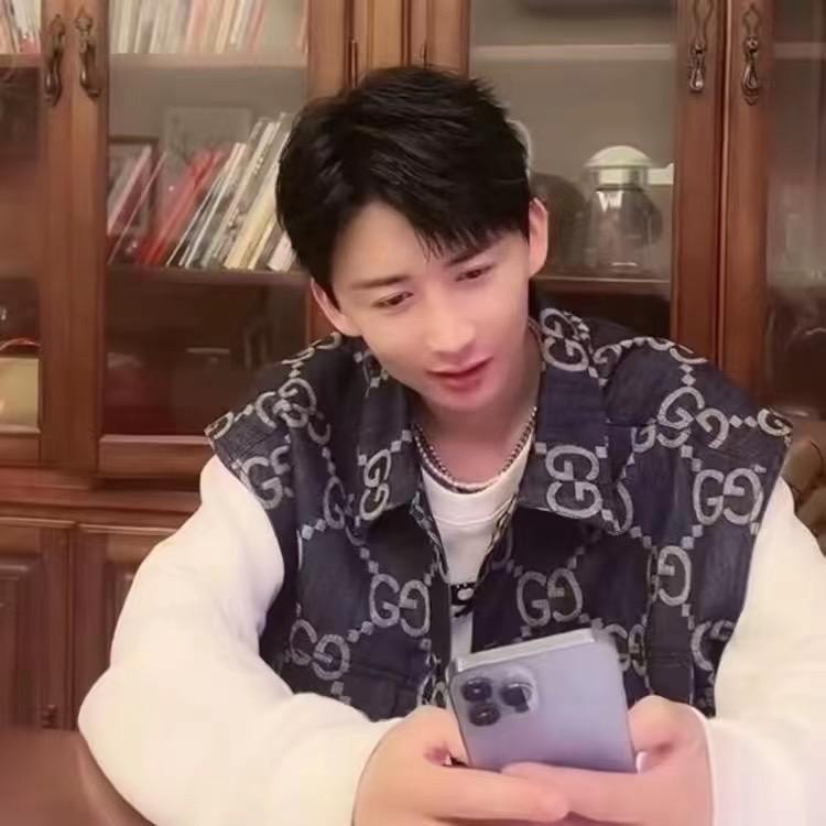  小宇与你同行