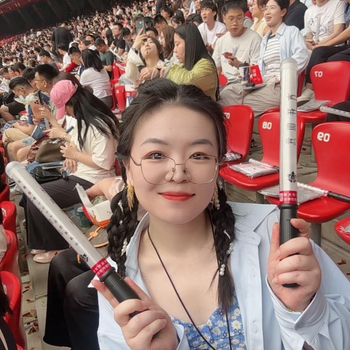 甘肃民勤倩丫头