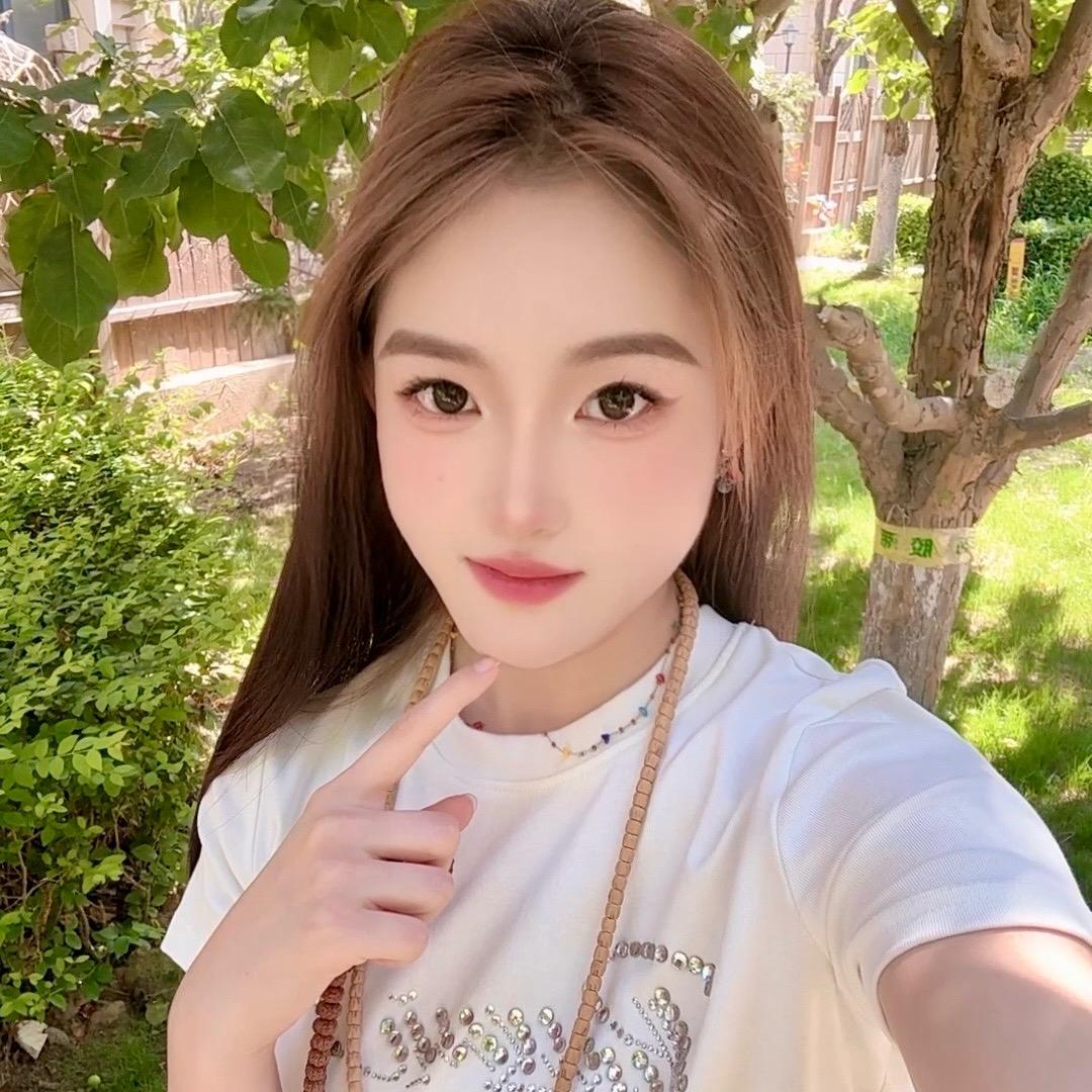 杨奋球文玩