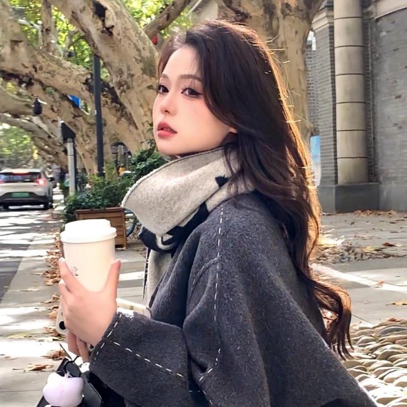毛呢呢nene