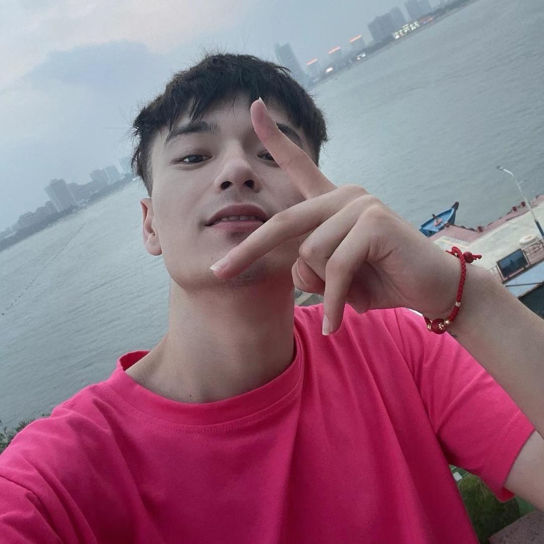 万河烟酒茶行辛巴
