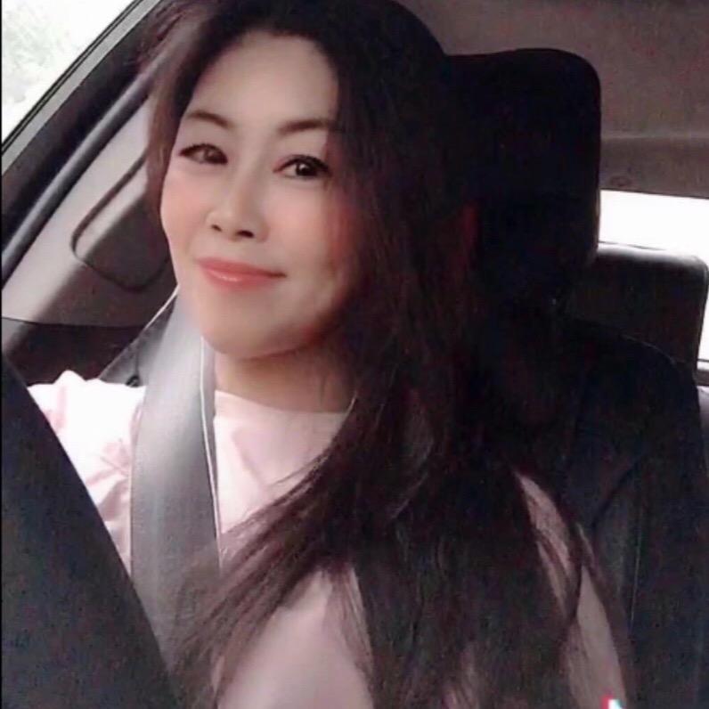 腊月l玫瑰💋💄🌹