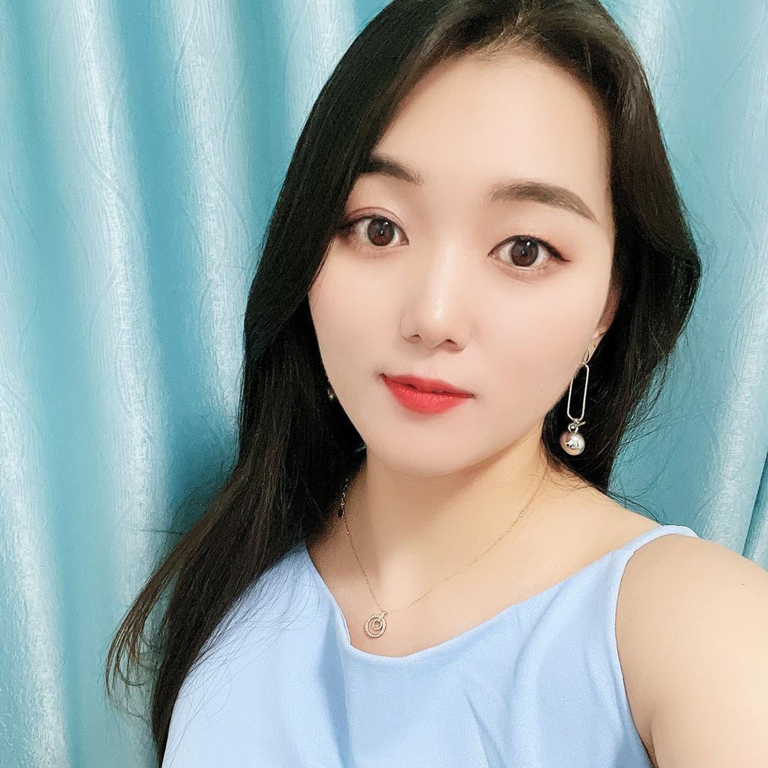 杨姐姐吖