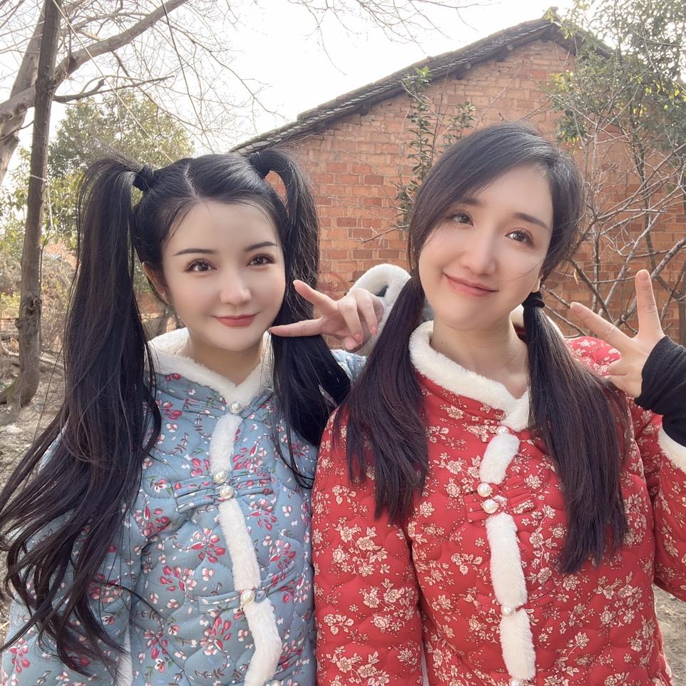 沙雕姐妹