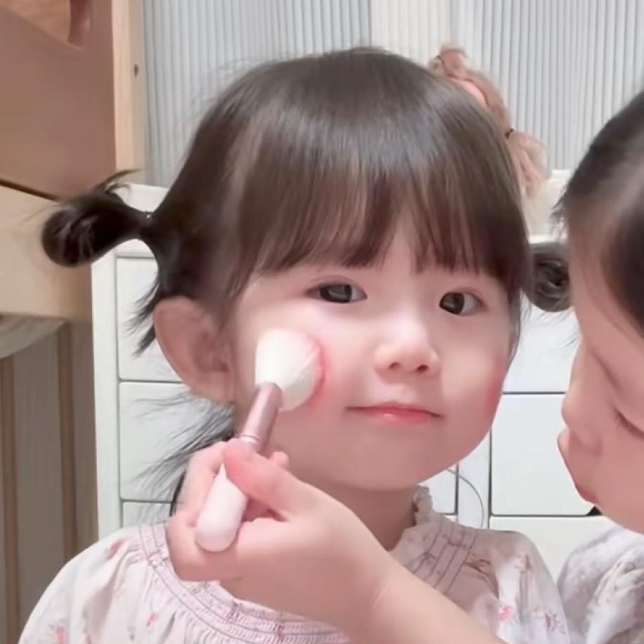 幼稚鬼小圆.