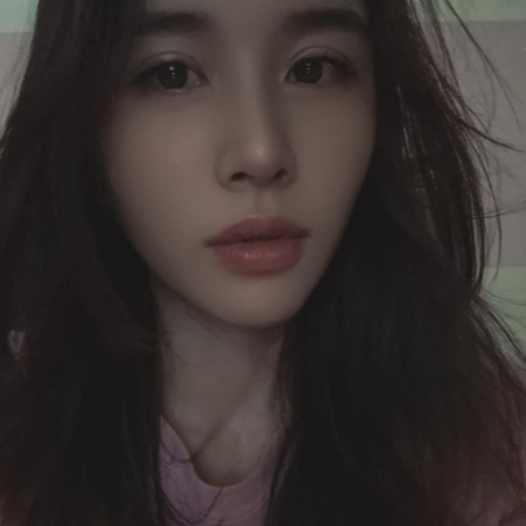 纯欲少妇在地铁上被33个帅哥轮流搭讪