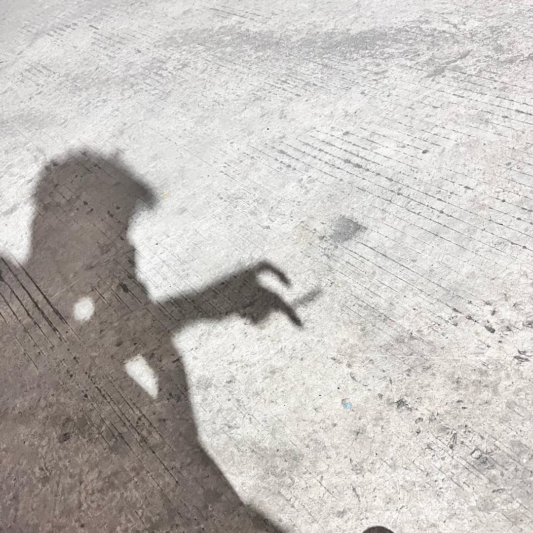 对方正在……