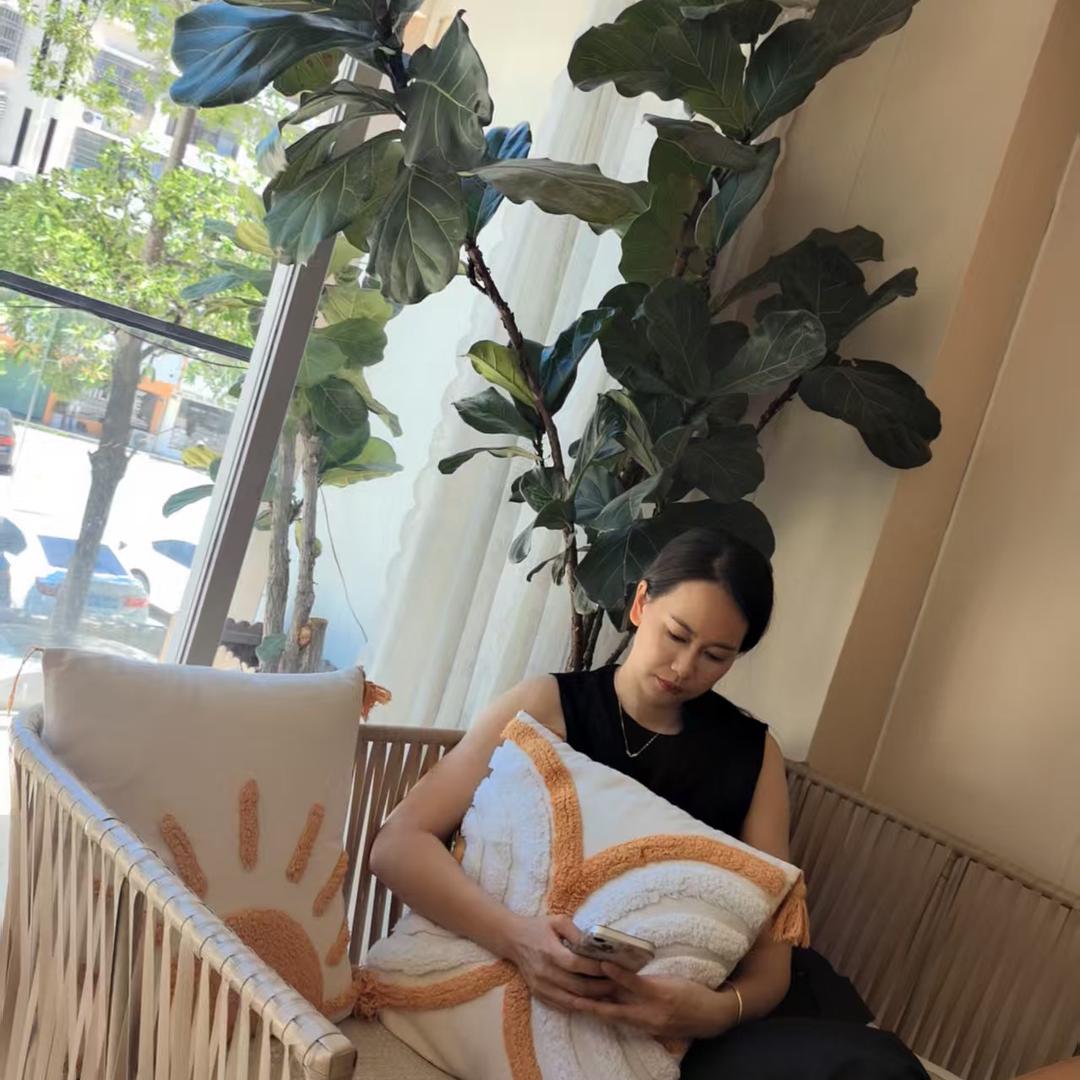 木 南 的楠 （简意家居)