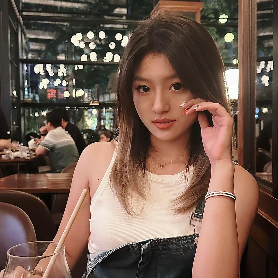 酢艺女爱
