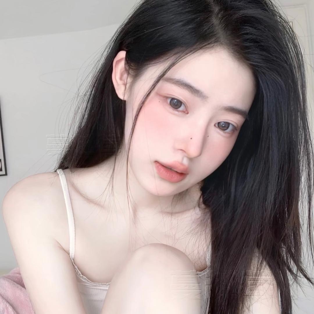 ❀
