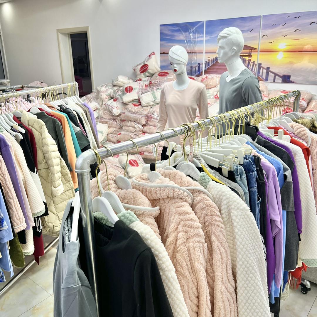 东海县君诚服饰有限公司