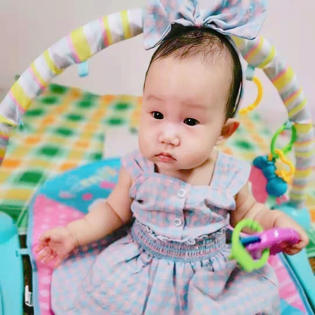 溪妹妈妈在努力（早餐 咖喱鸡肉饼）