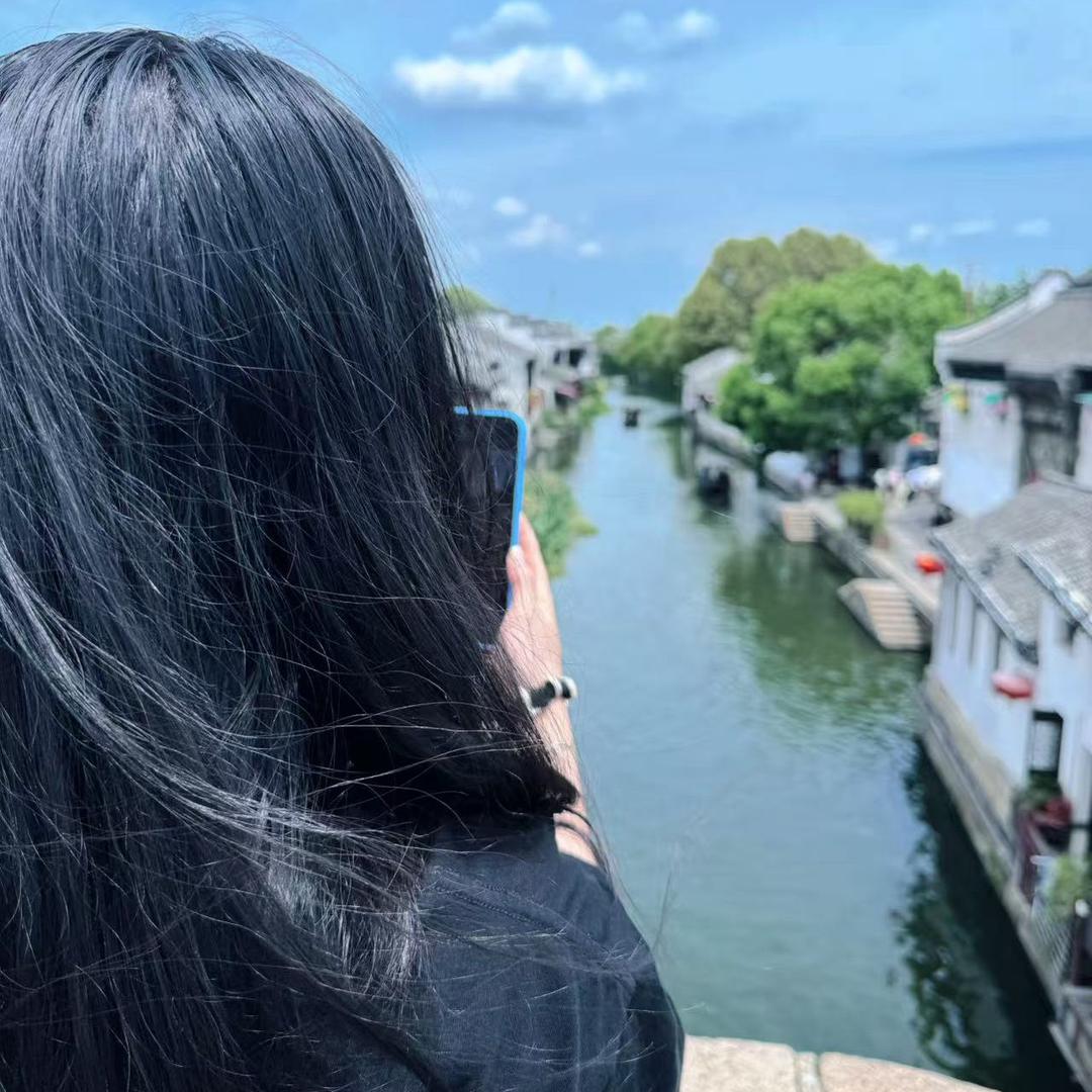 只是繁华过路人