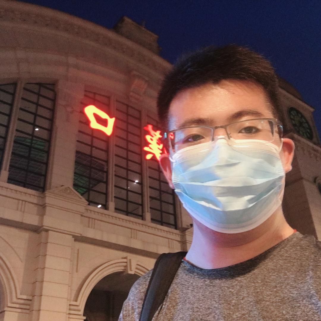 城下的少年