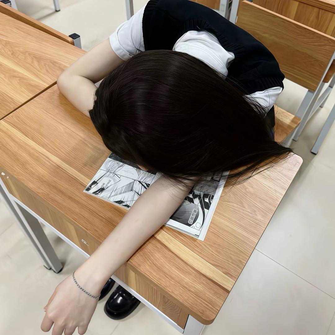 一个容易伤心的人类