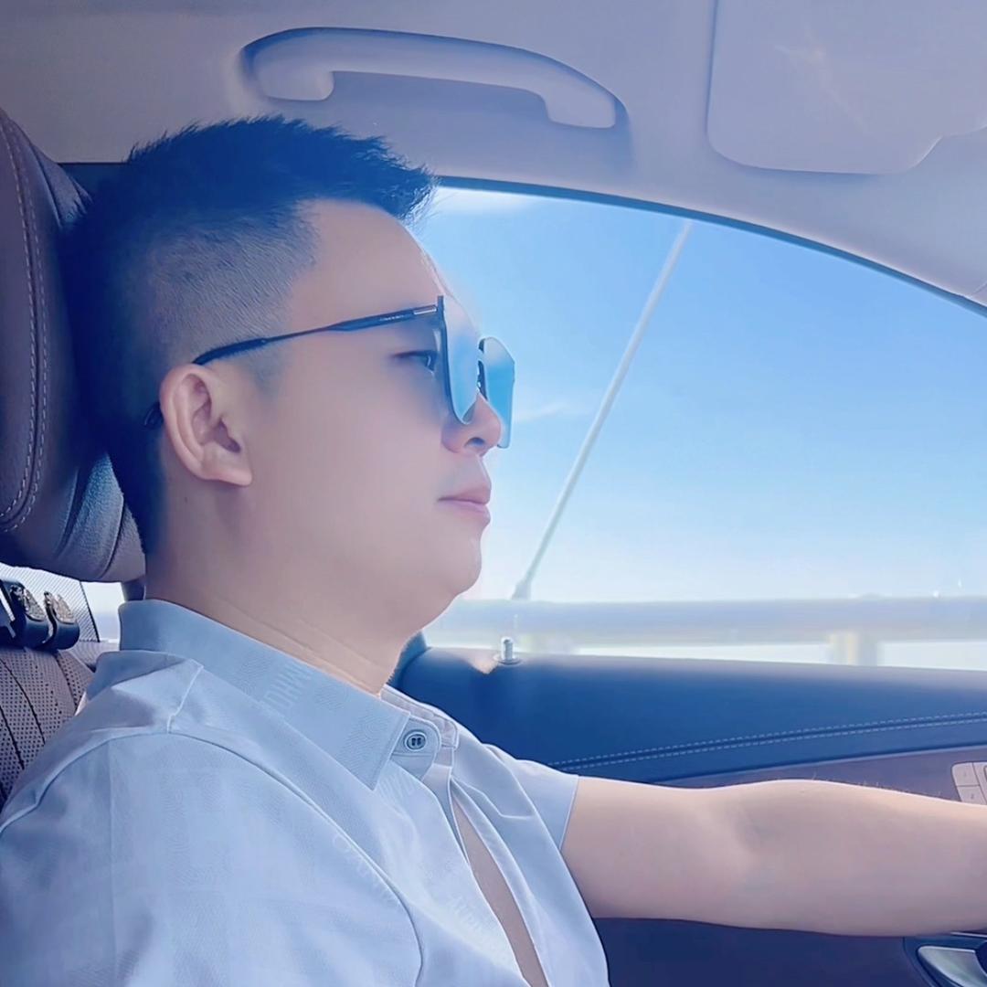Mr. Luo