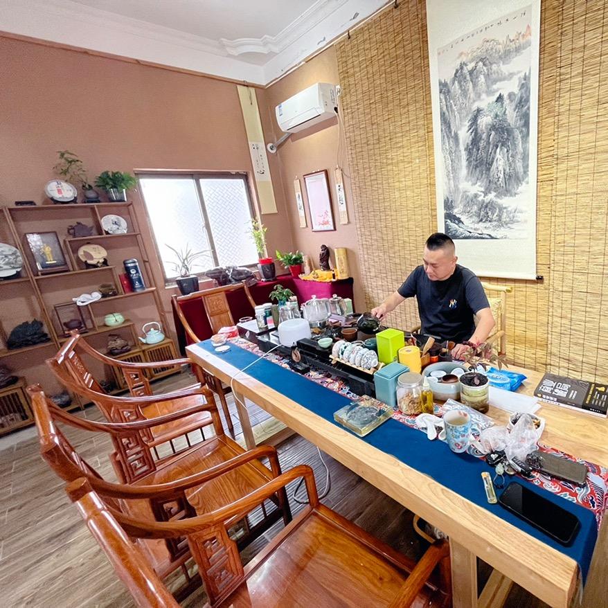 上海池恩陈少年