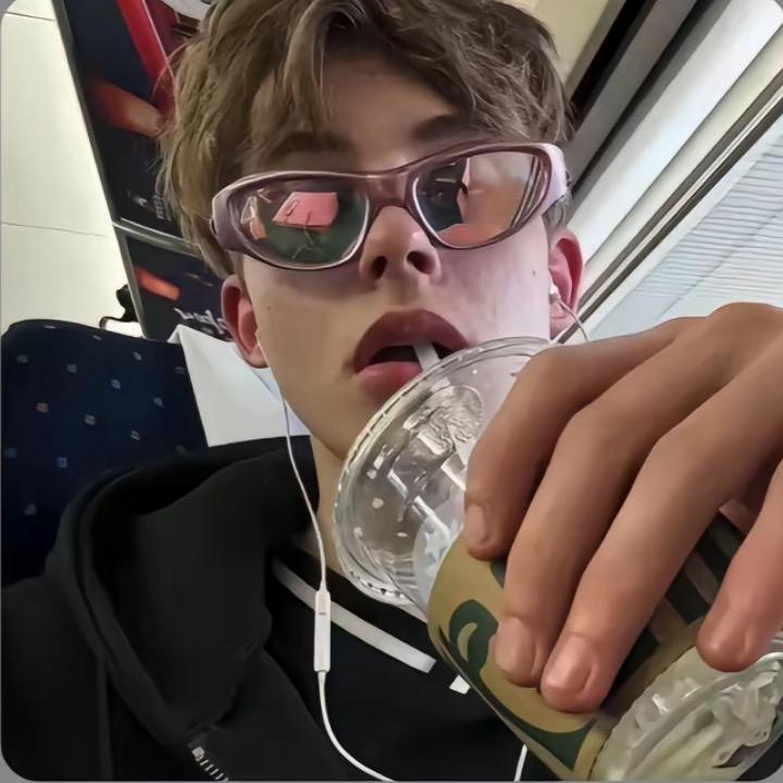 睡觉的鱼