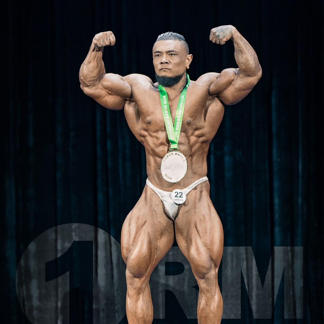 李诚明IFBB PRO