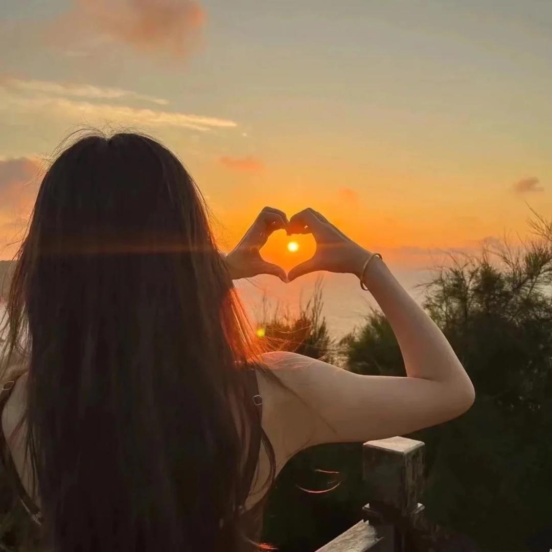 ღDAISY LOVE ღ 🌻H