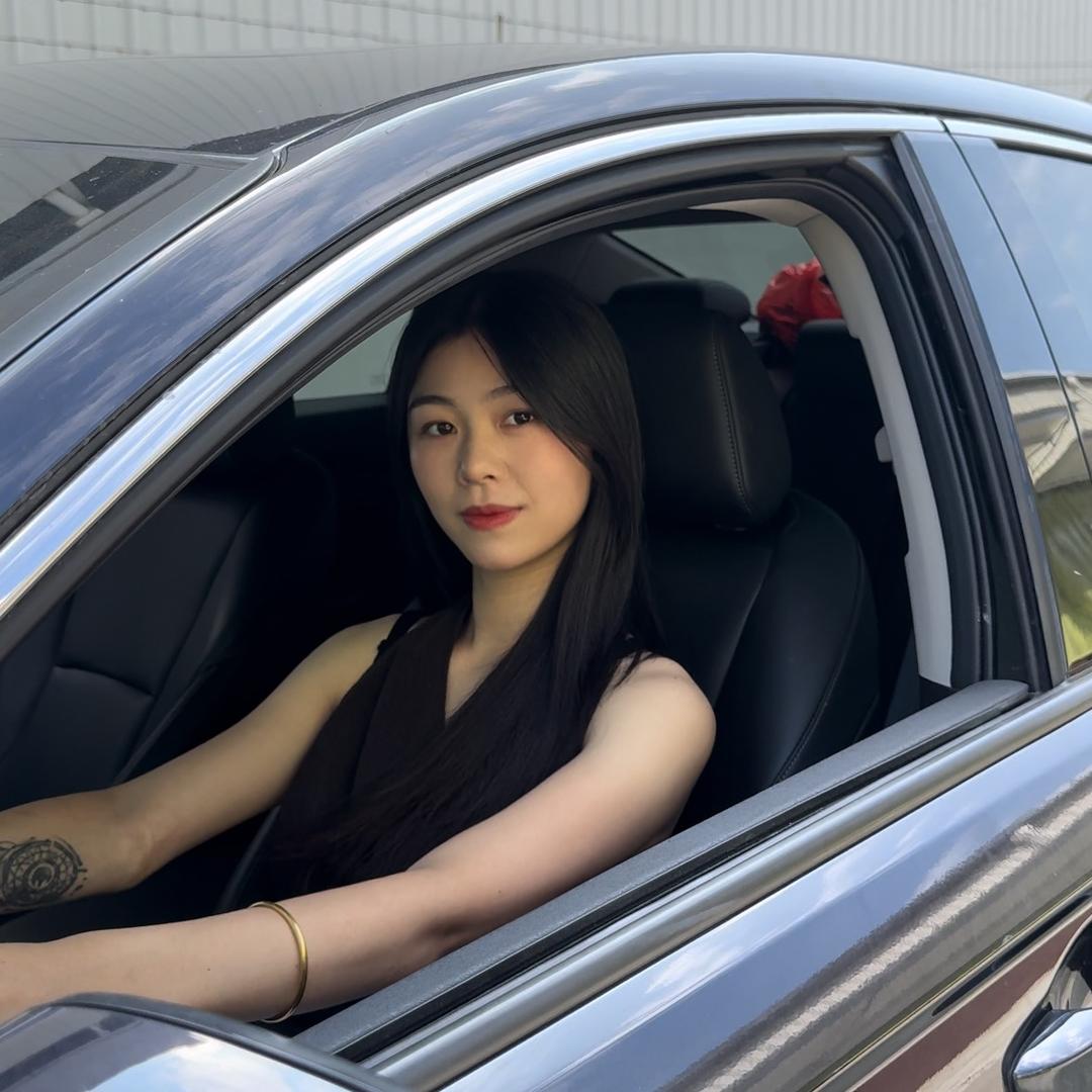 9号车酷（漳州）小红