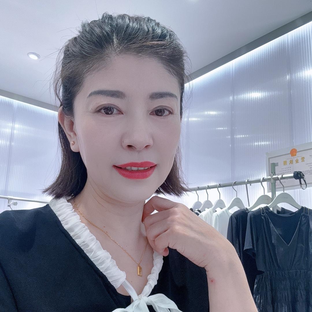 奎屯杨门服装店