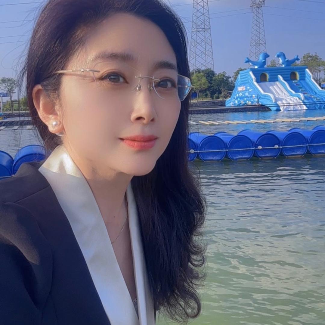 秀丽说