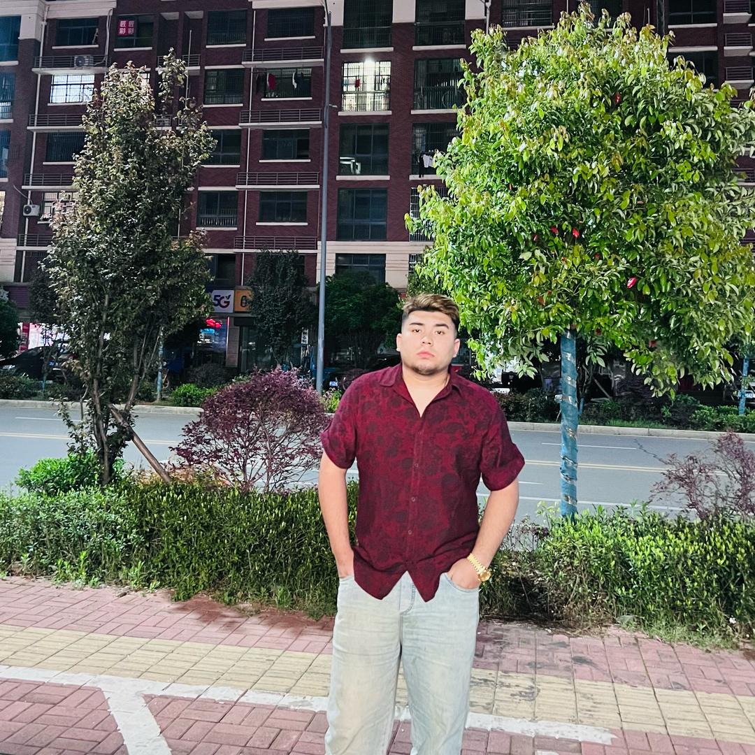 新疆兄弟烤羊肉火锅店官方号