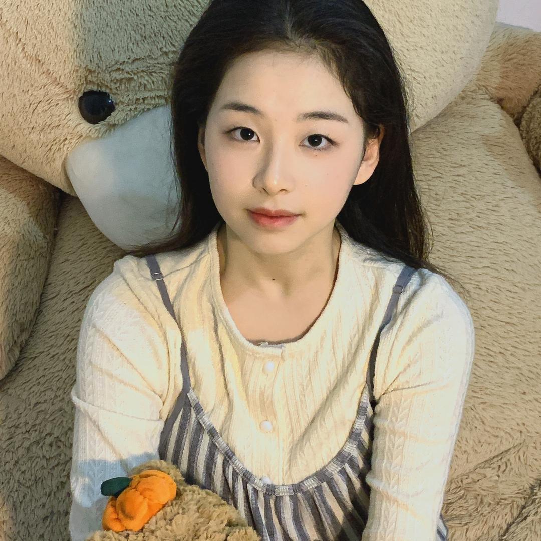 鼠牙姐姐吖