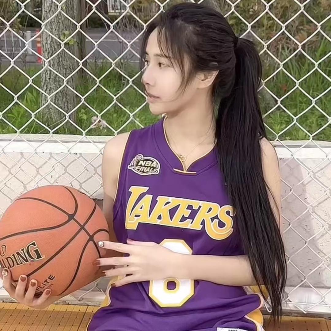 灵希（发呆）