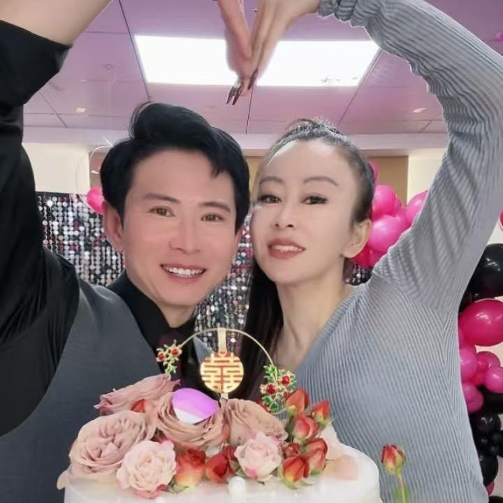 韩玉成/冰冰10月2号结婚