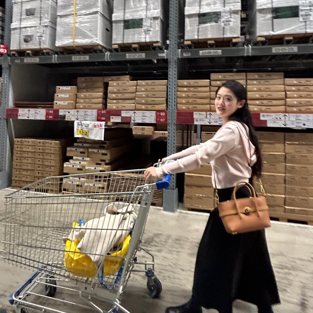 博博童装集合店