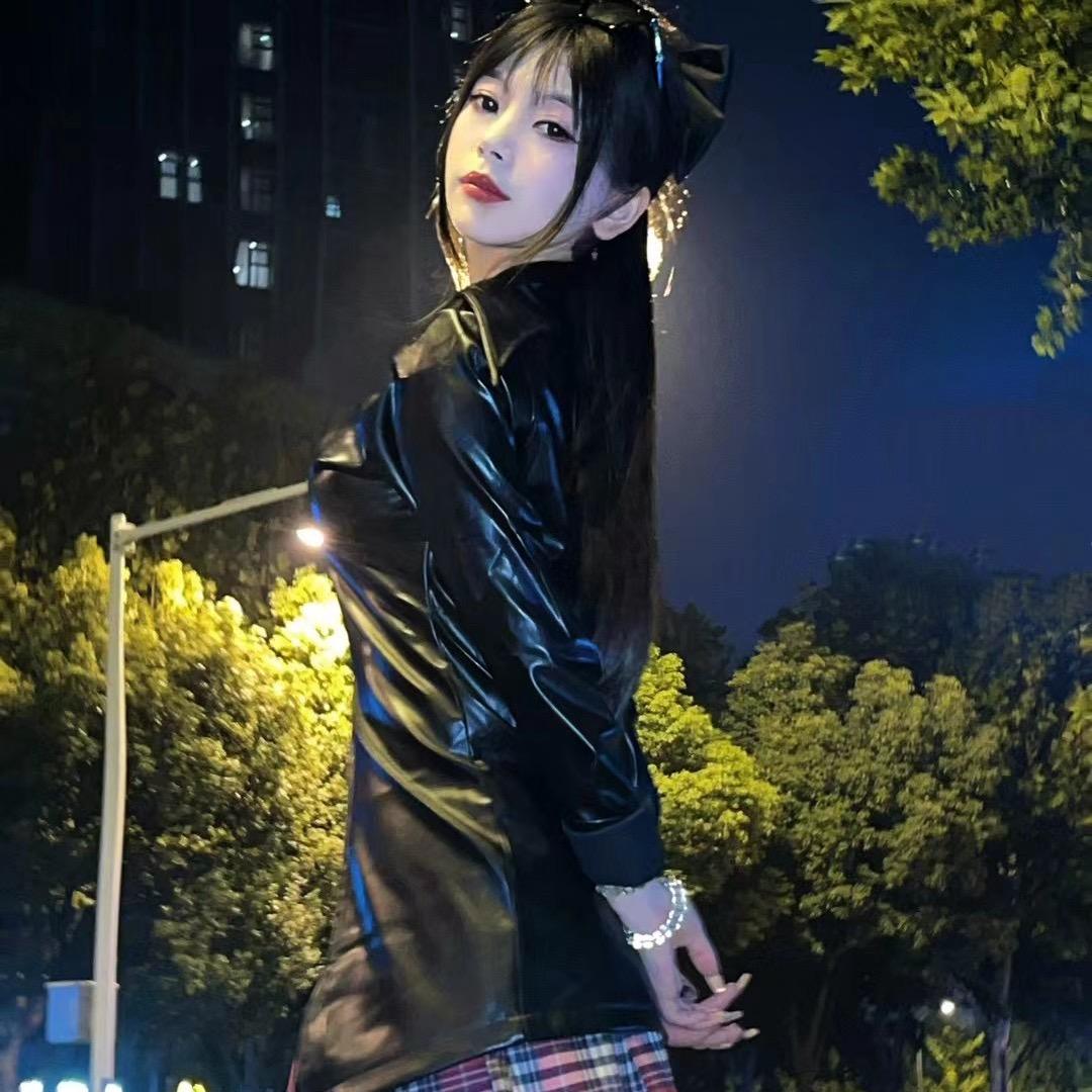 小萝冲冲冲