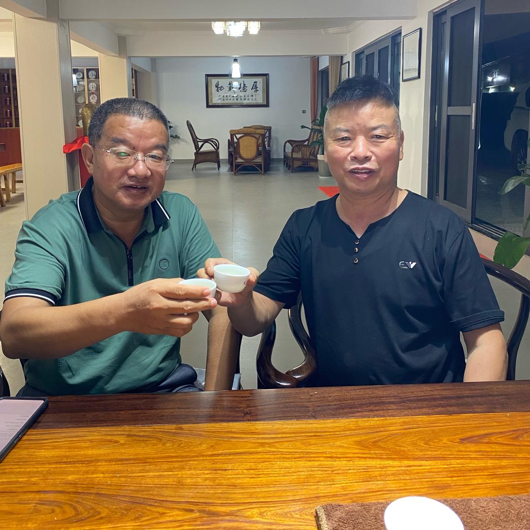 班章老寨茶所山中龙老罗