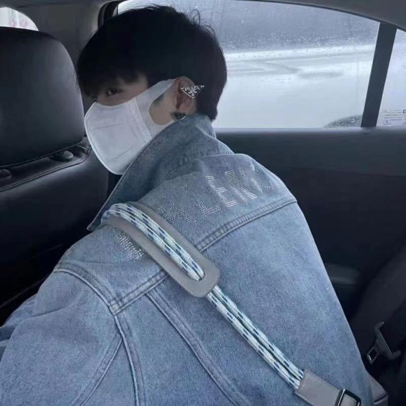隔墙摘花