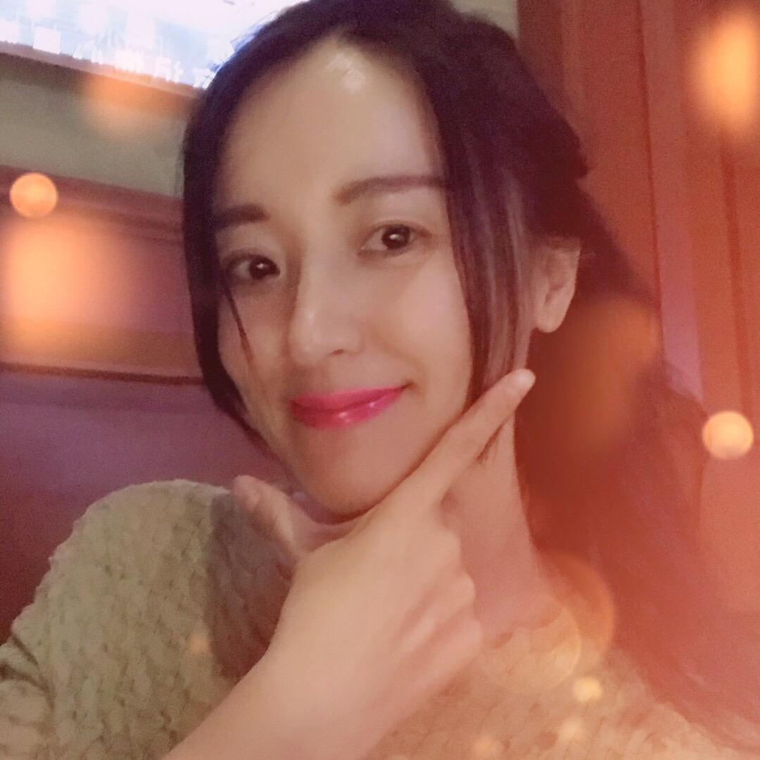 C汇琳