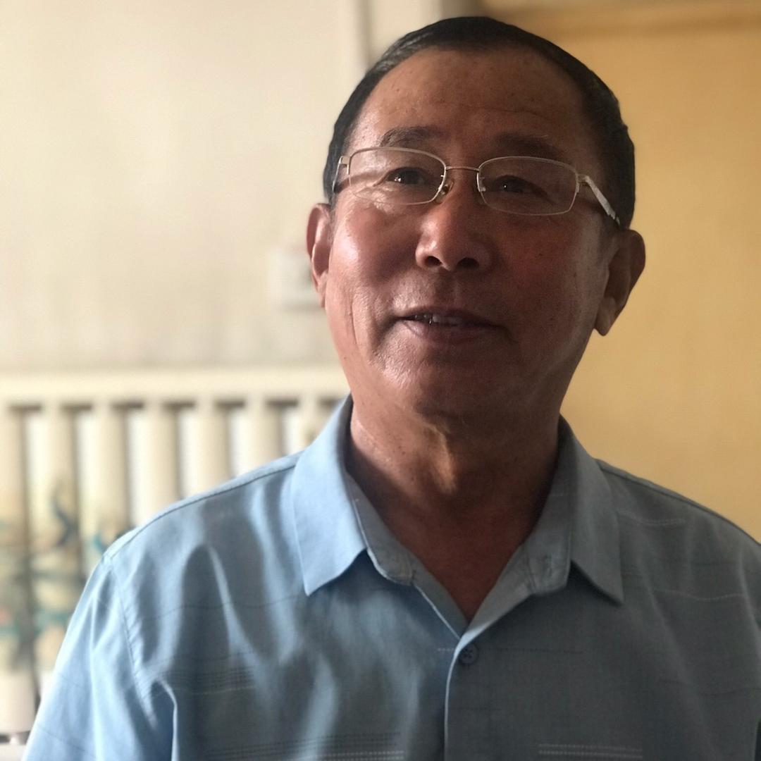 田野中的歌唱家