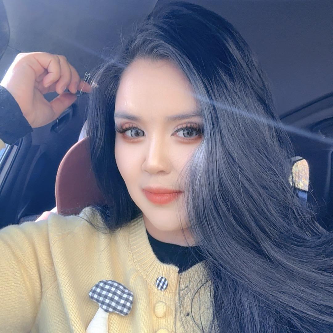 𝐙𝐮𝐛𝐚𝐲𝐝𝐚 ·a🥀