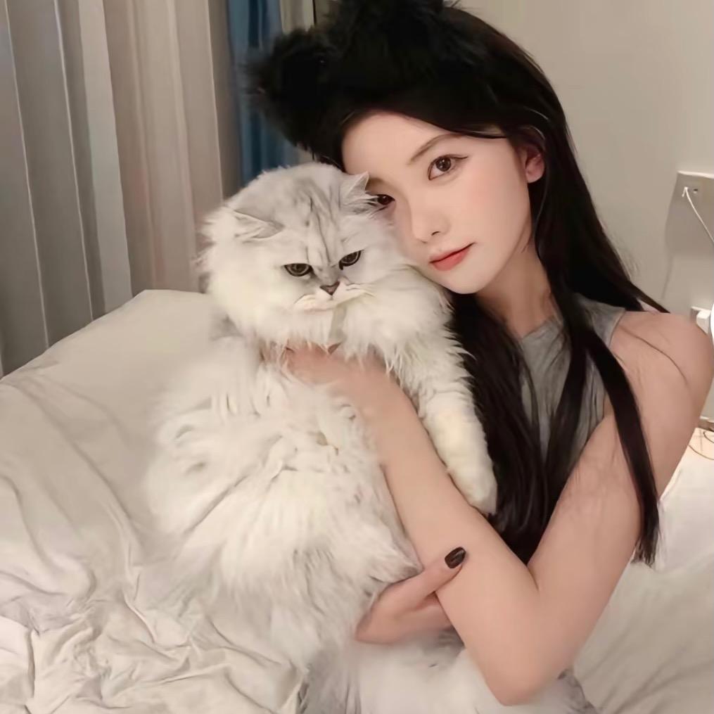 鹿眸.