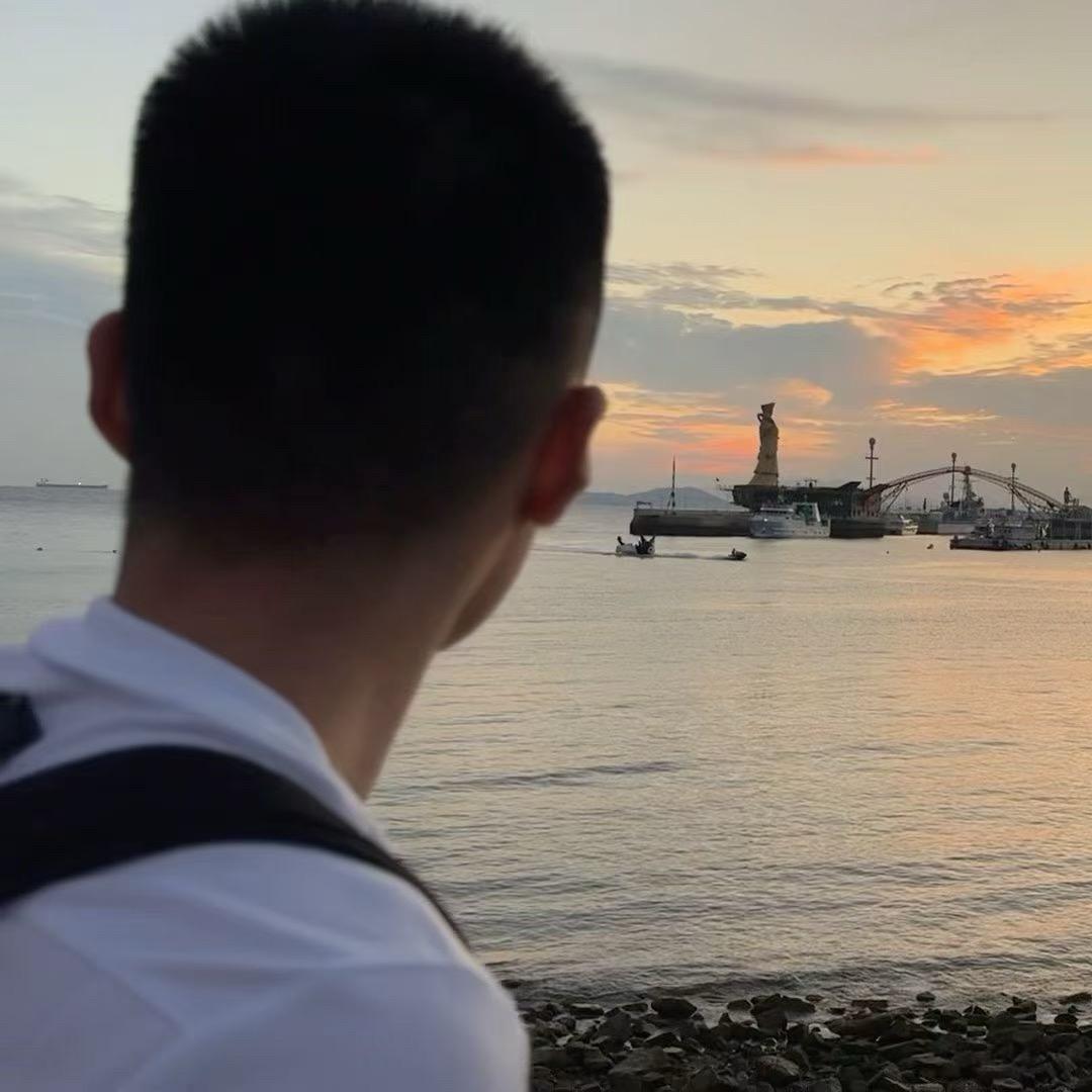 我有一个小拽拽