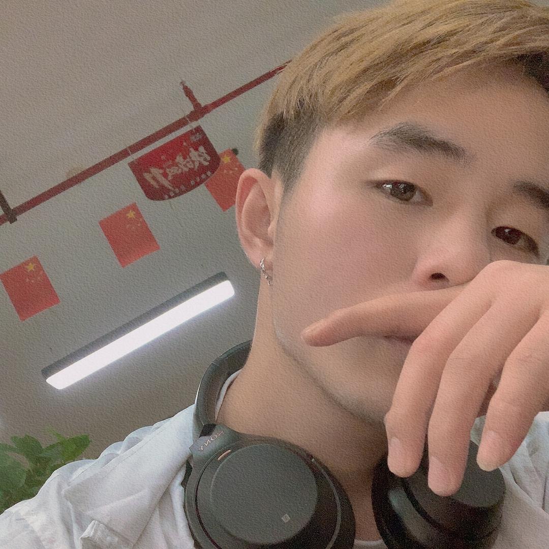 阿龙哥哥