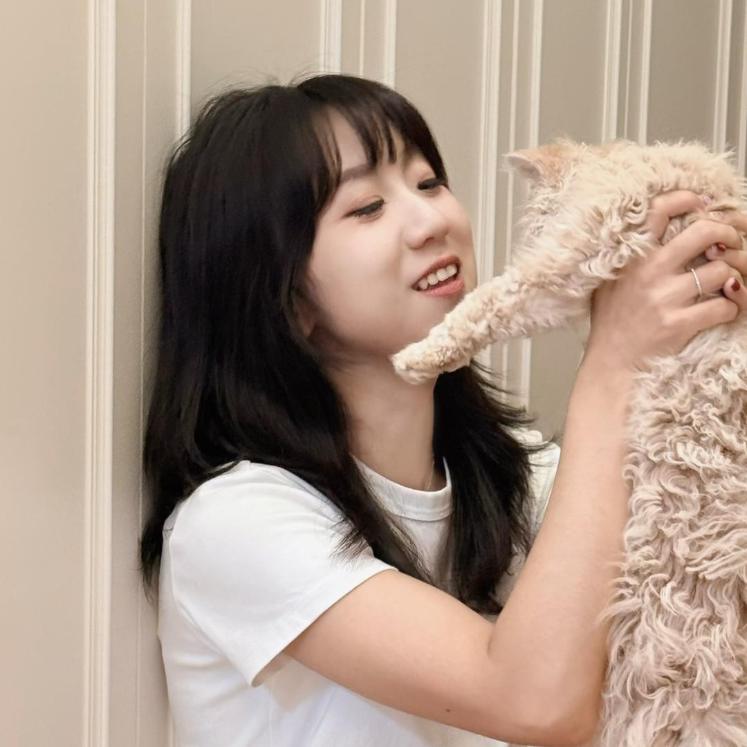 我脸才不圆