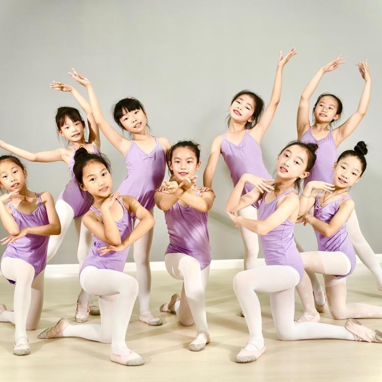 荣县艺澜星培训学校