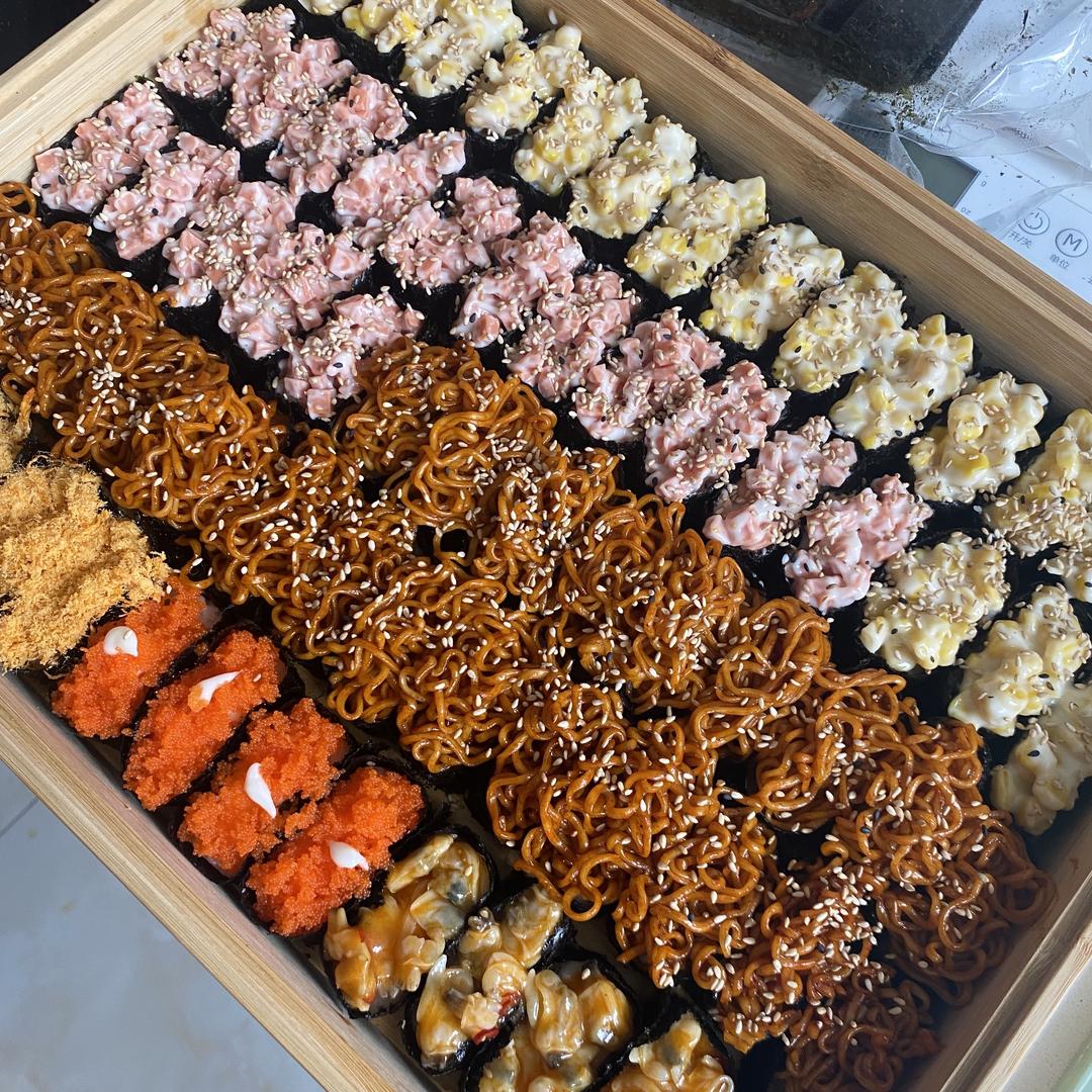 大学生重生之摆摊卖寿司🍣