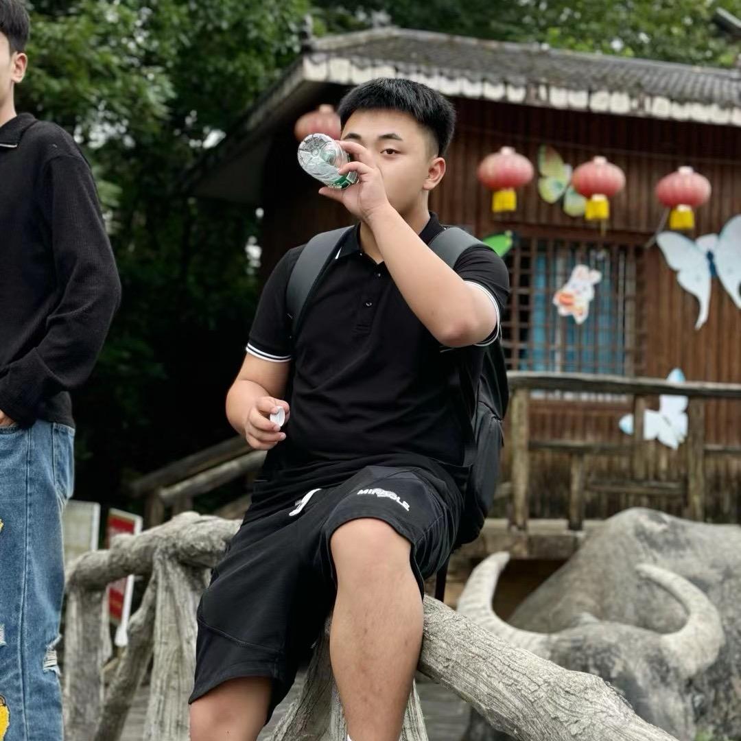 小亮闲不住